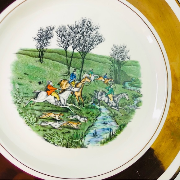 Display Plate Equestrian Hunting by Gray's Pottery England Hunters Horses Dogs - Picture 3 of 9